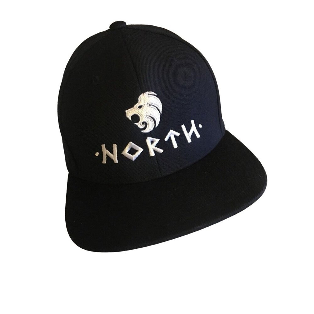 North Snapback Hat Black With White Embroidered Lion Design Adjustable Classic F